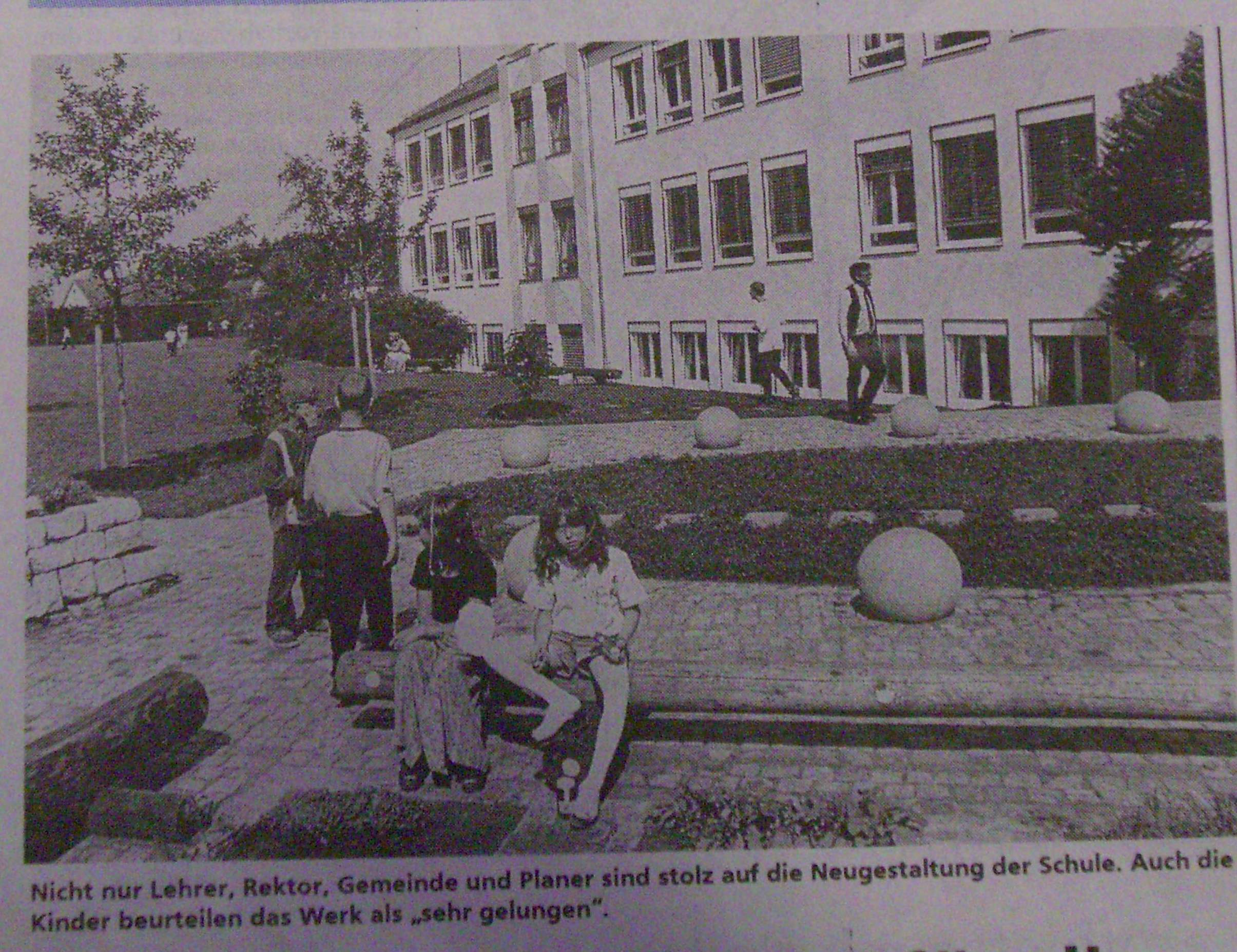 Schulhaus_1998